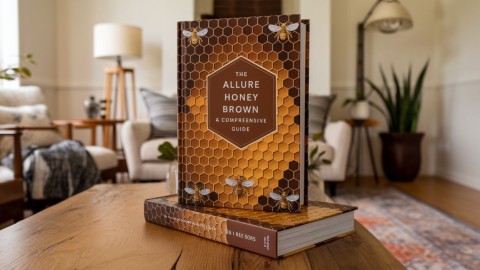 The Allure of Honey Brown: A Comprehensive Guide